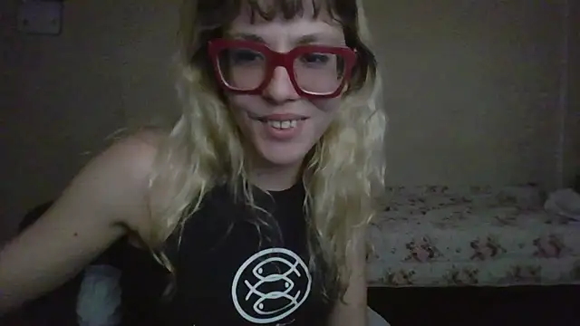 BlondieTami Chat XXX in diretta