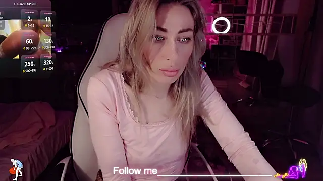 AnnieGOld_'s Live XXX Chat