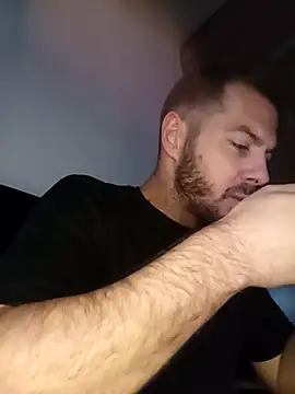 THE_CHEEKY_ALPHA's Live XXX Chat