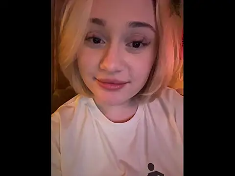 Živý XXX chat MCThroatGoat