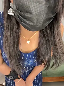 Chat XXX en directo de Pretty_varsha08