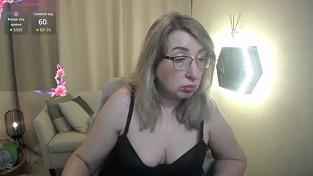 Živý XXX chat KKMimiKK