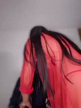 Chatroom XXX en direct de 77Neferkitty77