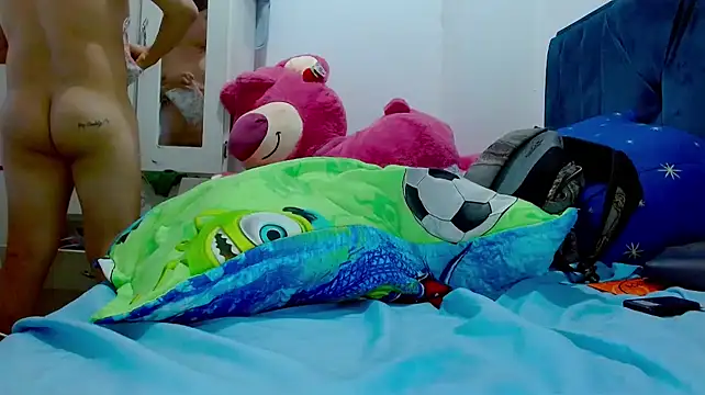 Czat XXX na żywo – kenyka_bigass