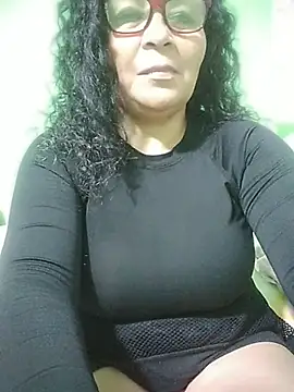 Amarantha25's Live XXX Chat