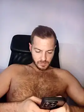 THE_CHEEKY_ALPHA élő XXX-chatje