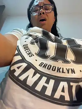 XMara's Live XXX Chat