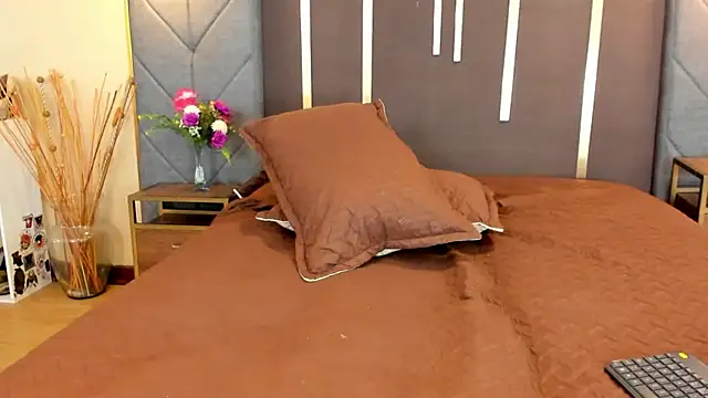 Chat +18 de OliviGrace ao vivo