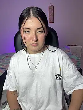 แชท XXX สดของ Celestee69