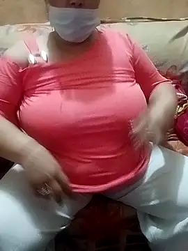 Simran_008 Adlı Modelin Canlı XXX Sohbeti