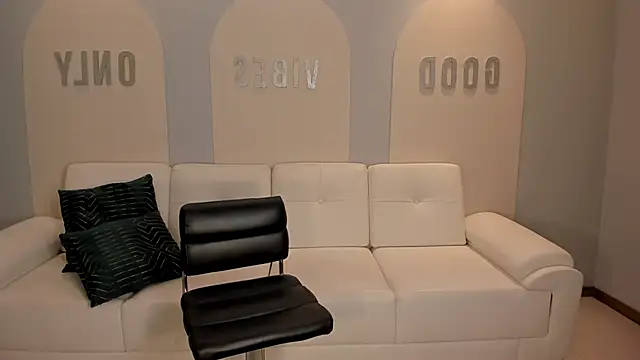 Chatroom XXX en direct de ArianaNova