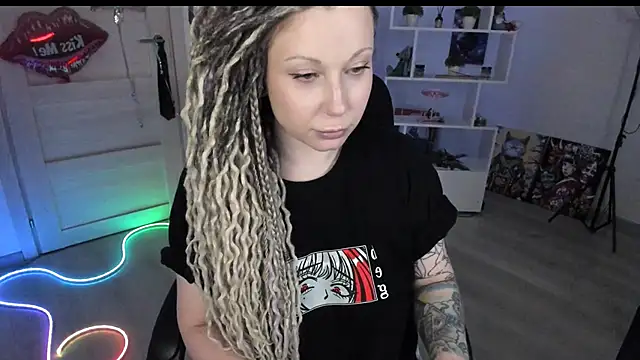 HoneySallyMoore Chat XXX in diretta