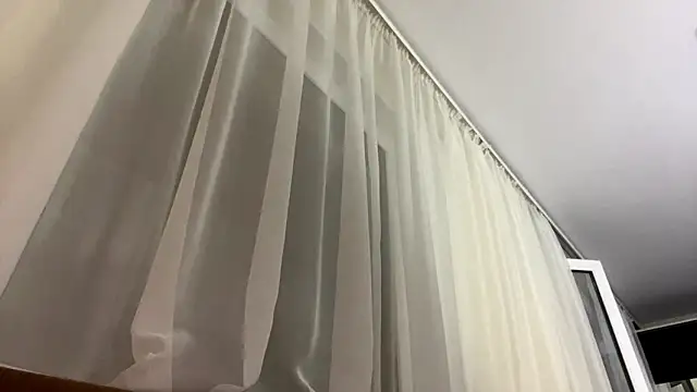 LunaTune's Webcam Show