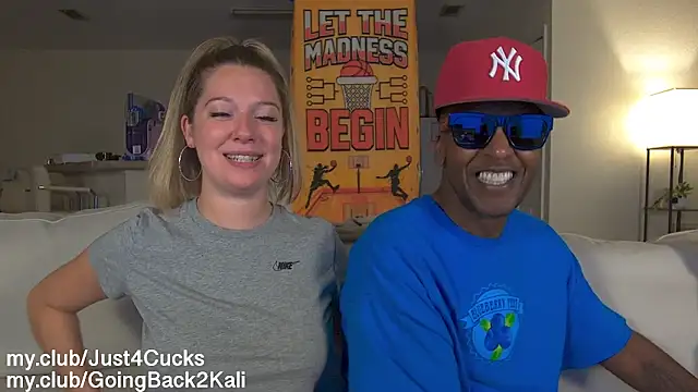 Živý XXX chat boomboomr00m