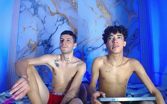 Pleasure_boys_hot 网络视讯表演