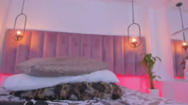 emmiily_z 现场XXX聊天