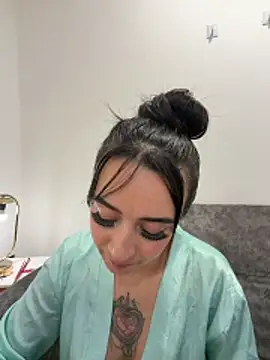 EmmyEvans1 Chat XXX in diretta