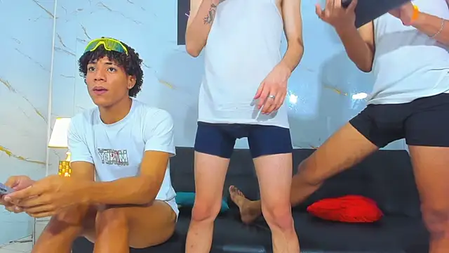 Spicy_guys' Live XXX Chat