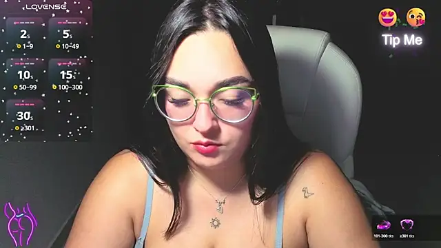 CelesteBrucee's Live XXX Chat