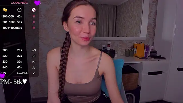 YonaBones Live XXX-chat