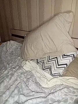 Alexdaniel89: απευθείας συνομιλία ΧΧΧ