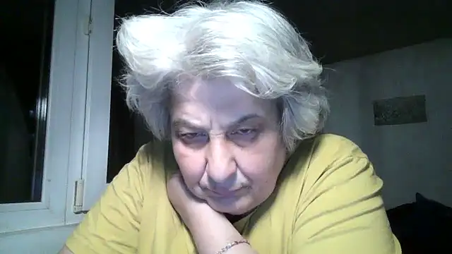 ExquisiteMature 即時 XXX 聊天