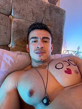 Chris_Clarck's Live XXX Chat