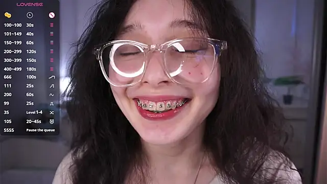 Chat XXX ao vivo de HannaHayles