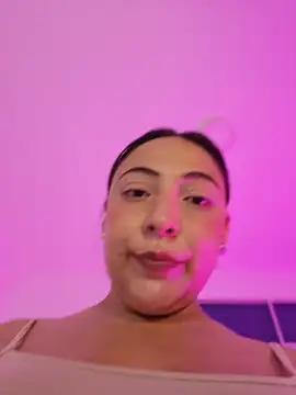 XXX chat uživo modela VickyHoult