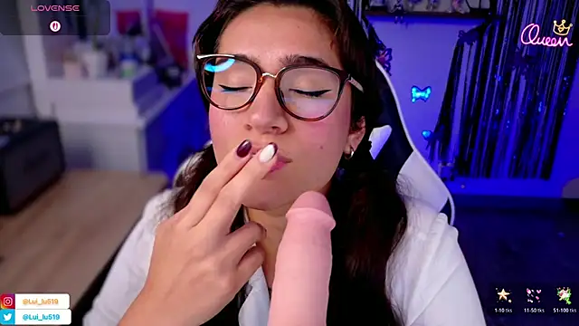 Онлайн чат XXX ImLui_lu