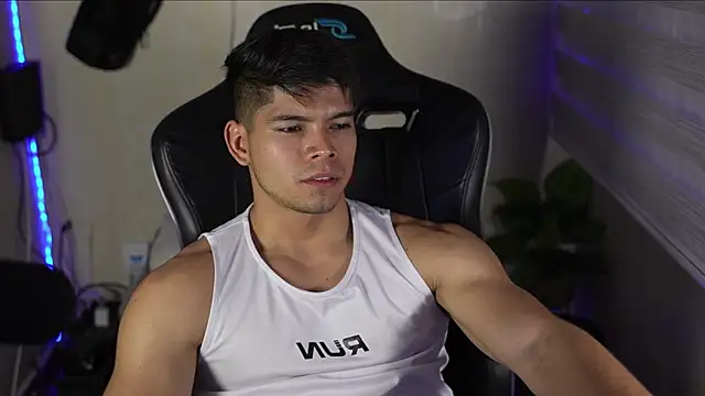 David_capizzi_ Adlı Modelin Canlı XXX Sohbeti