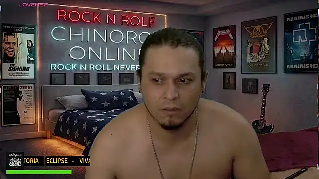 chino_roz Adlı Modelin Canlı XXX Sohbeti