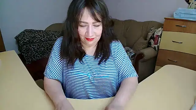 Lucretia_Goldi_ 现场XXX聊天