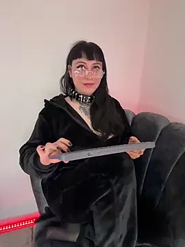 Chat +18 de Ravenna666_ ao vivo