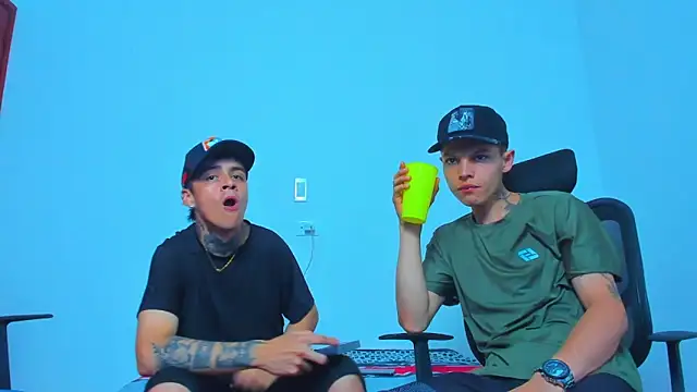 Thomas-Wil Adlı Modelin Web Kamerası Şovu