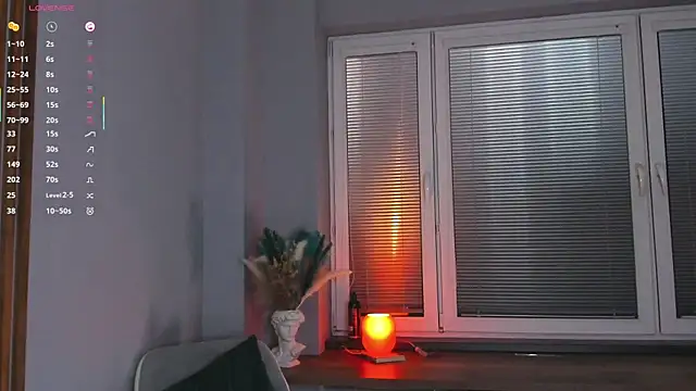 OssieCrews Chat XXX in diretta