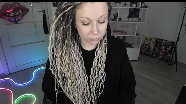 HoneySallyMoore's Live XXX Chat