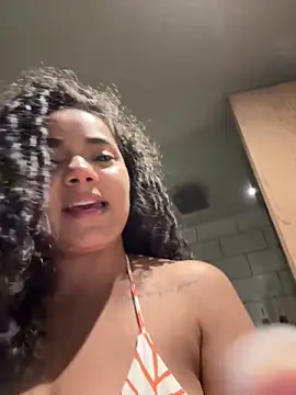 Curlyierr Live XXX-chat