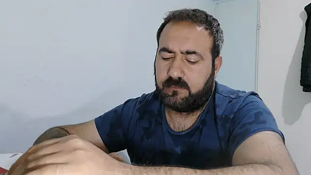 mio_jaks: απευθείας συνομιλία ΧΧΧ