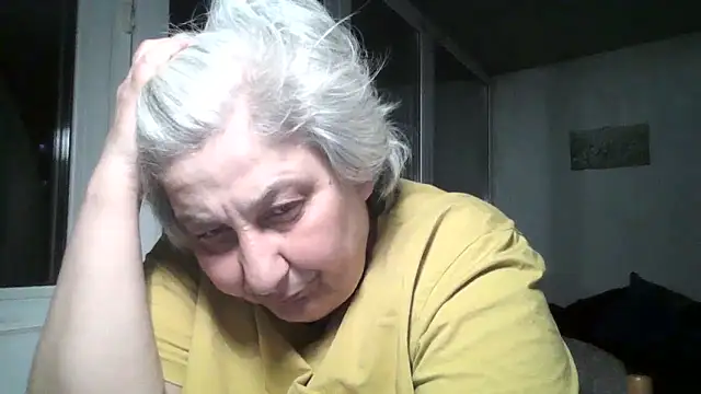 ExquisiteMature's Live XXX Chat