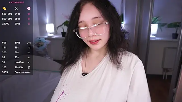 Chat XXX en directo de HannaHayles