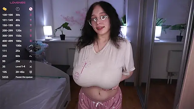 دردشة HannaHayles الجنسية المباشرة