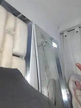 XXX chat uživo modela chelaqueen_