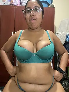 AnthoKhalifa 即時 XXX 聊天