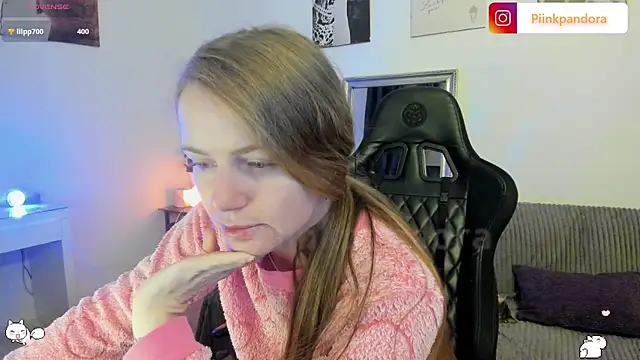 Czat XXX na żywo – Piinkpandora