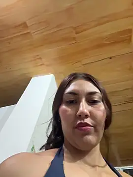 moly_lof Adlı Modelin Web Kamerası Şovu