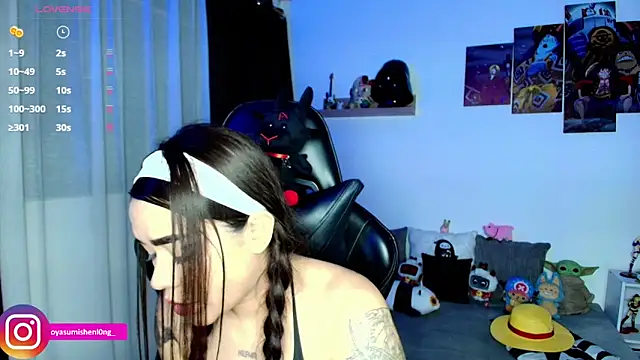 دردشة Nicorobinn الجنسية المباشرة