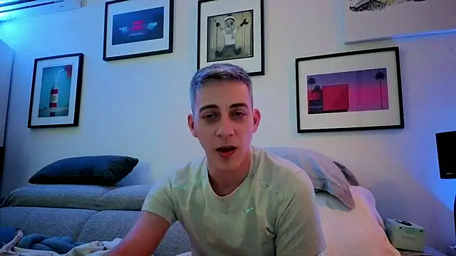 عرض كام 1Hugo1