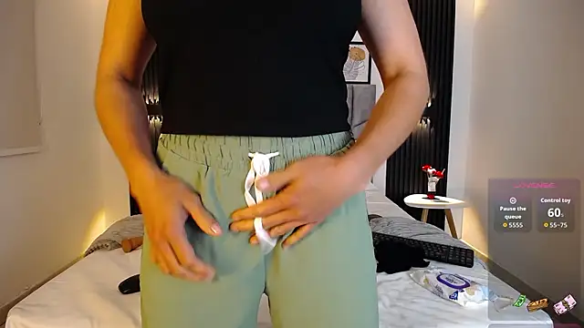 sansa_stark_love Adlı Modelin Canlı XXX Sohbeti