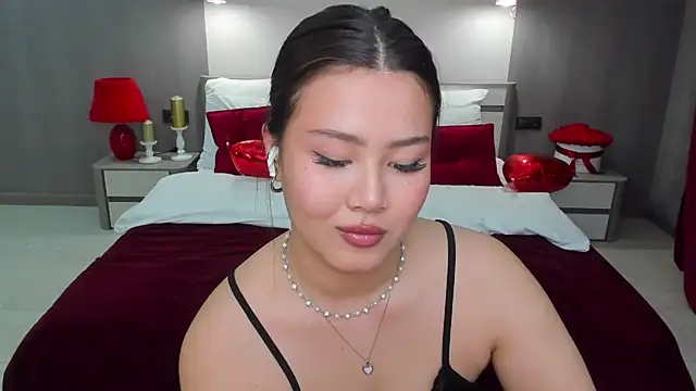 Brunette_Charm Live XXX-Chat